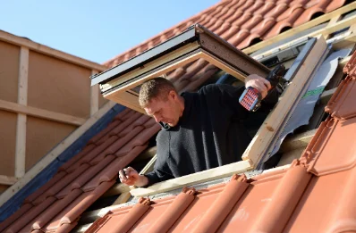 Pose de fenêtres de toit Velux à Combrailles